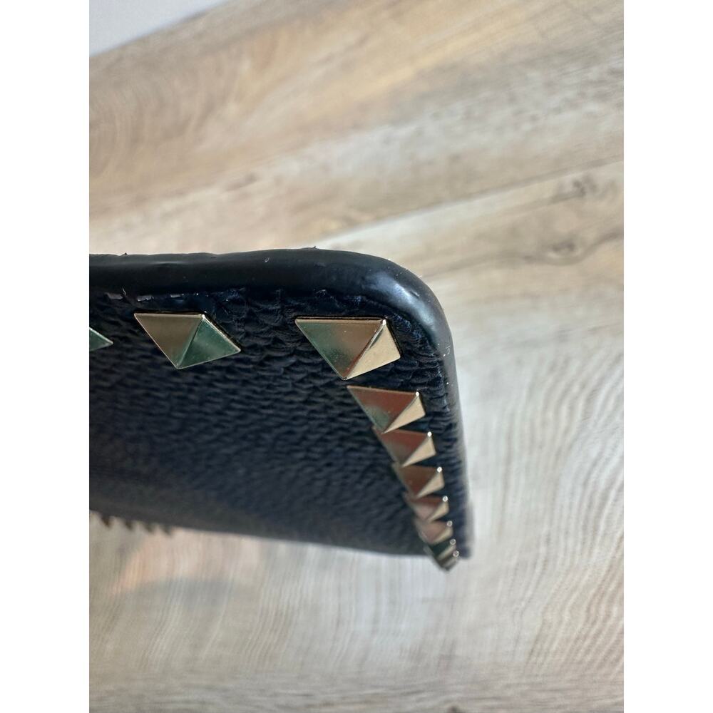 Valentino Rockstud Small Pebbled Leather Clutch Pouch Black - Picture 11 of 14